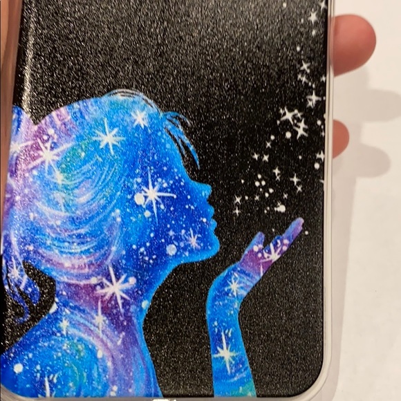 iPhone 11 Pro Case - Picture 5 of 6